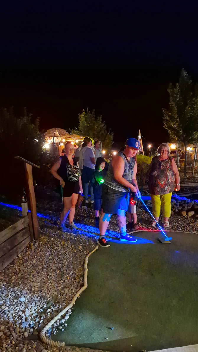 2023 MinigolfenbeiNacht